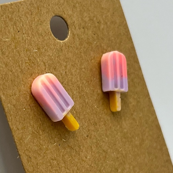 Pink and purple gradient popsicle stud earrings - Picture 3 of 3